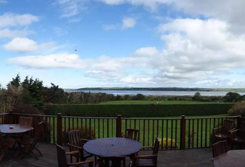 پانسیون Keanes Of Curraheen, Bar, Restaurant & Accommodation