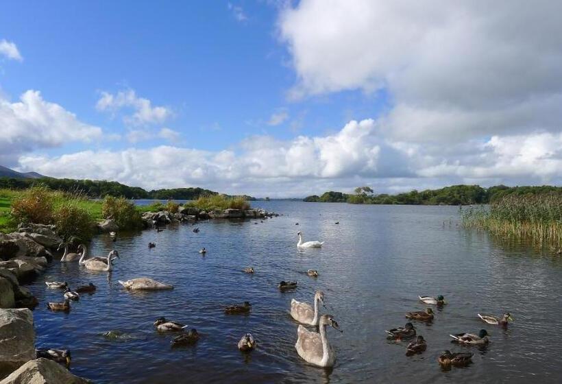 بنسيون Keanes Of Curraheen, Bar, Restaurant & Accommodation