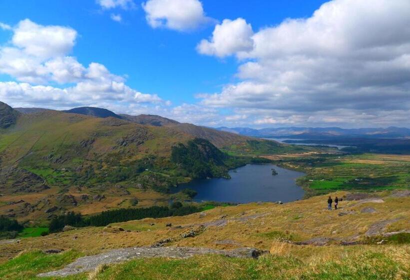 بنسيون Keanes Of Curraheen, Bar, Restaurant & Accommodation