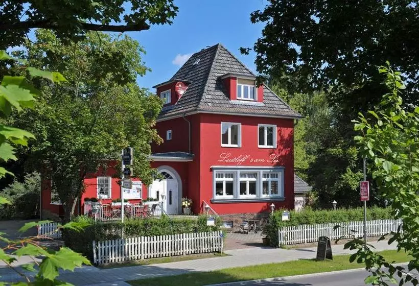 ペンション Leutloff S Am See