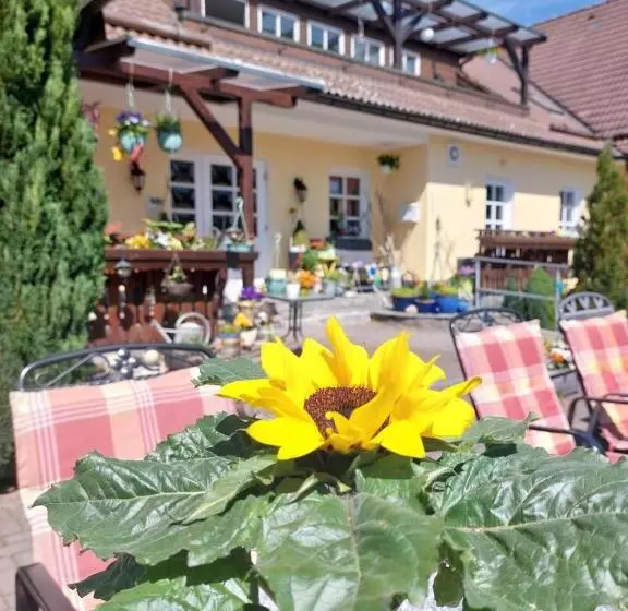 Majatalo Zum Poppschen Gut
