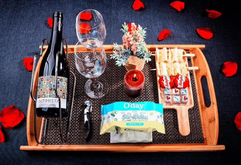 Plea De Blanc Hotel & Residence