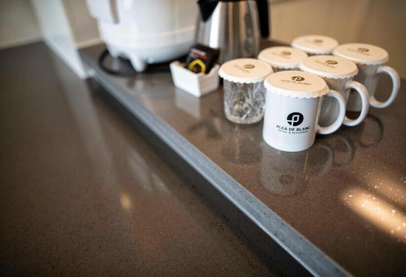 Plea De Blanc Hotel & Residence