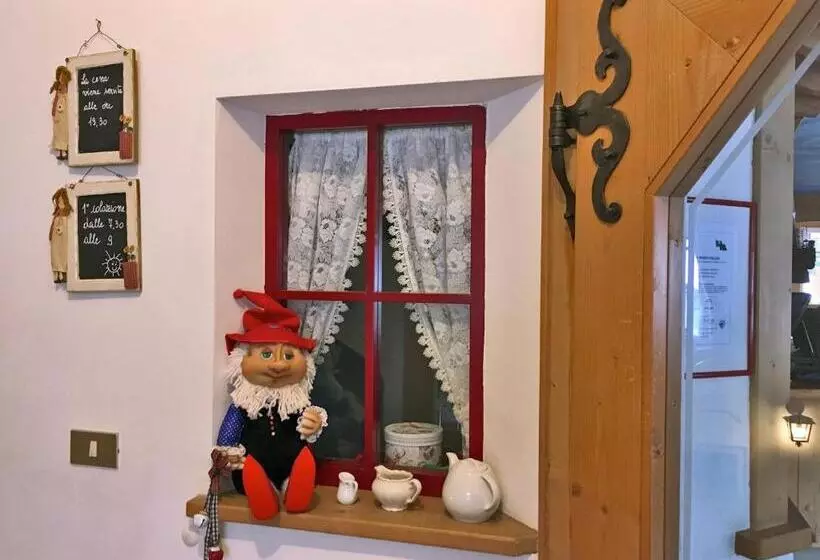 Retkeilymaja Rifugio Monti Pallidi