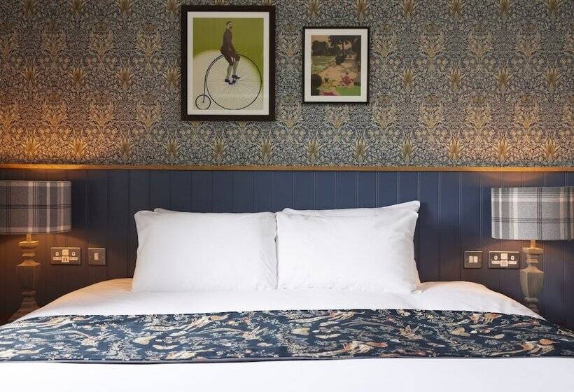 호스텔 Rose Revived By Chef & Brewer Collection