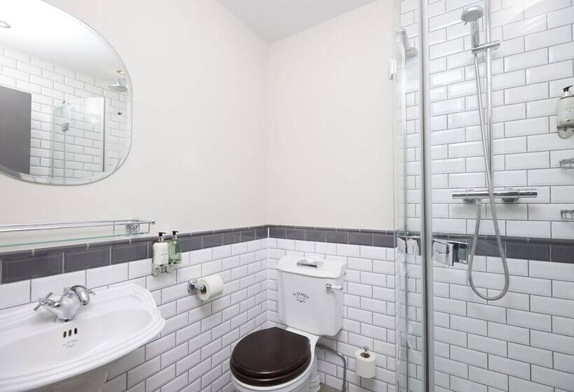 호스텔 Rose Revived By Chef & Brewer Collection