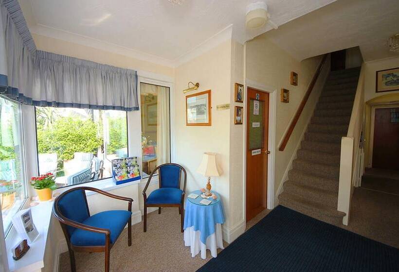 Bed and Breakfast Berry