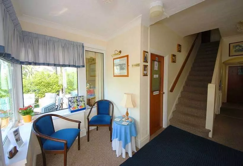 Bed and Breakfast Berry