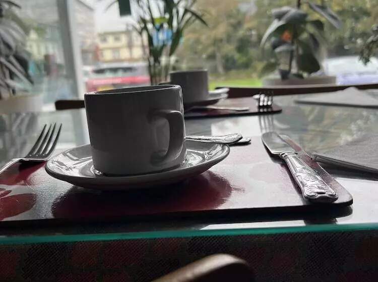 Bed and Breakfast Berry