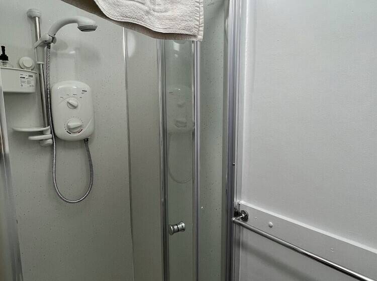 Bed and Breakfast Berry