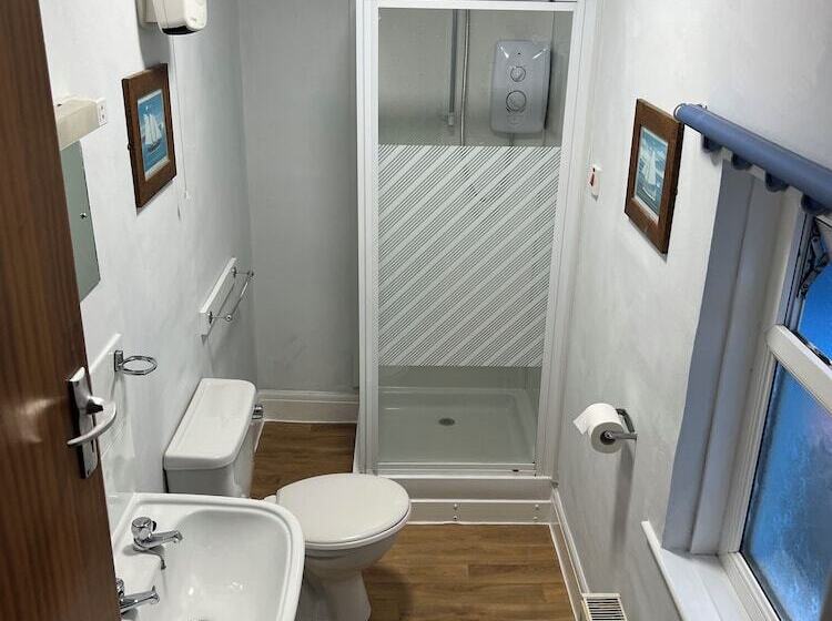 Bed and Breakfast Berry