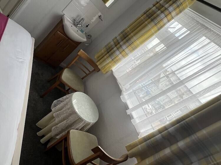 Bed and Breakfast Berry