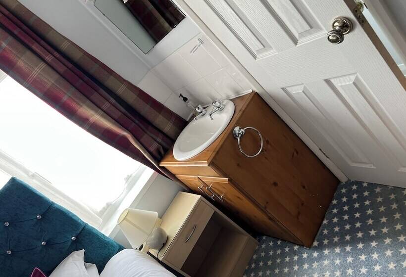 Bed and Breakfast Berry