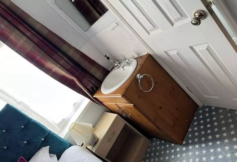 Bed and Breakfast Berry