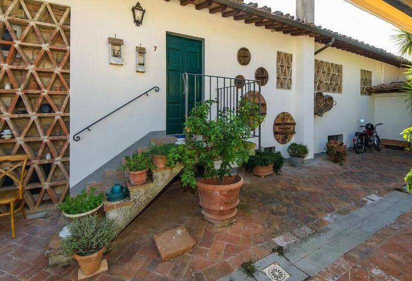 Отель Agriturismo Olmi Grossi