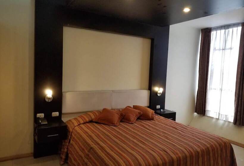 El Brujo Hotel   Centro Histórico