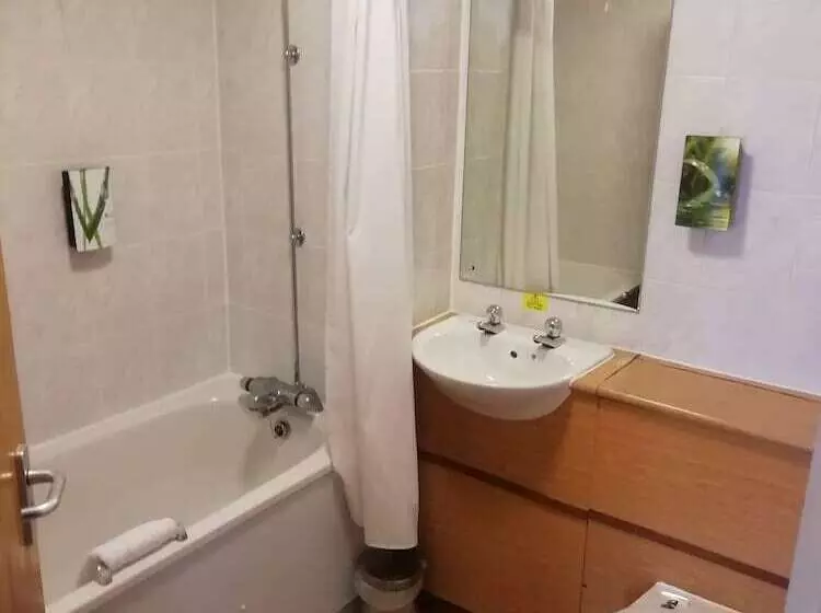 Hotelli Purple Roomz Preston South