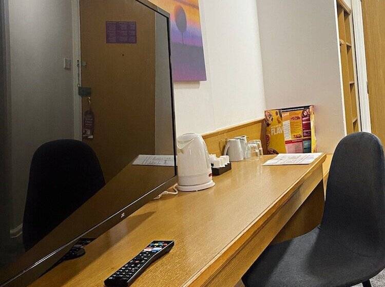 ホテル Purple Roomz Preston South