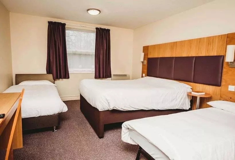 Hotelli Purple Roomz Preston South