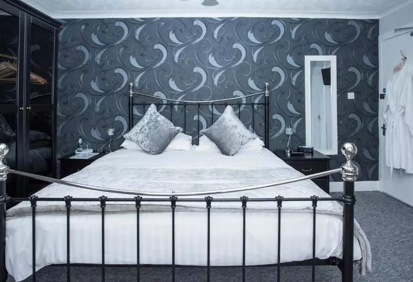 پانسیون 26 The Crescent - Guest House