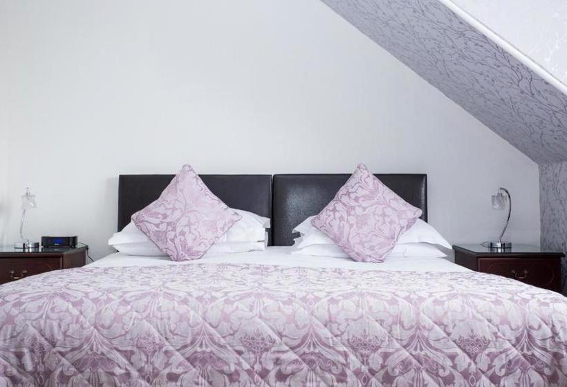 Пансион 26 The Crescent - Guest House