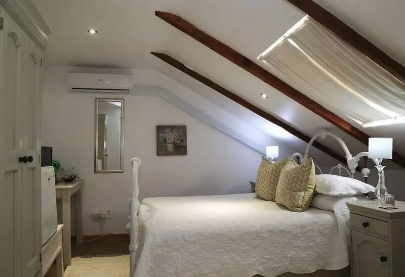 Majatalo Centre Ville Guest House
