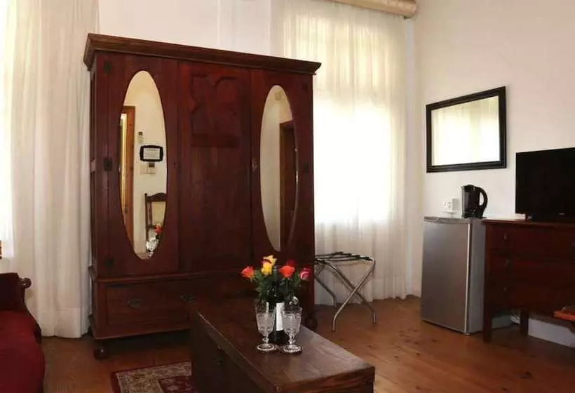 Majatalo Centre Ville Guest House