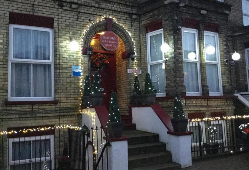 פנסיון Clare House