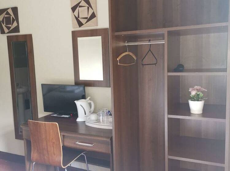 پانسیون The Fullarton Park