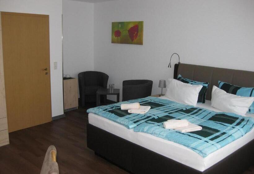 פנסיון Garni Alter Fritz