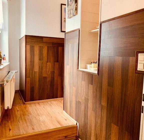 膳宿费 Gasthaus Zur Eule