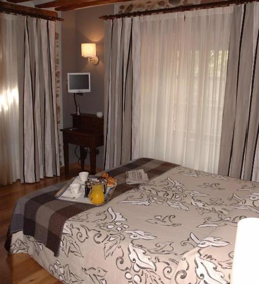 پانسیون Hostal Casa Masip