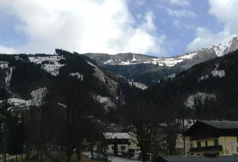 پانسیون Landhaus Griesser