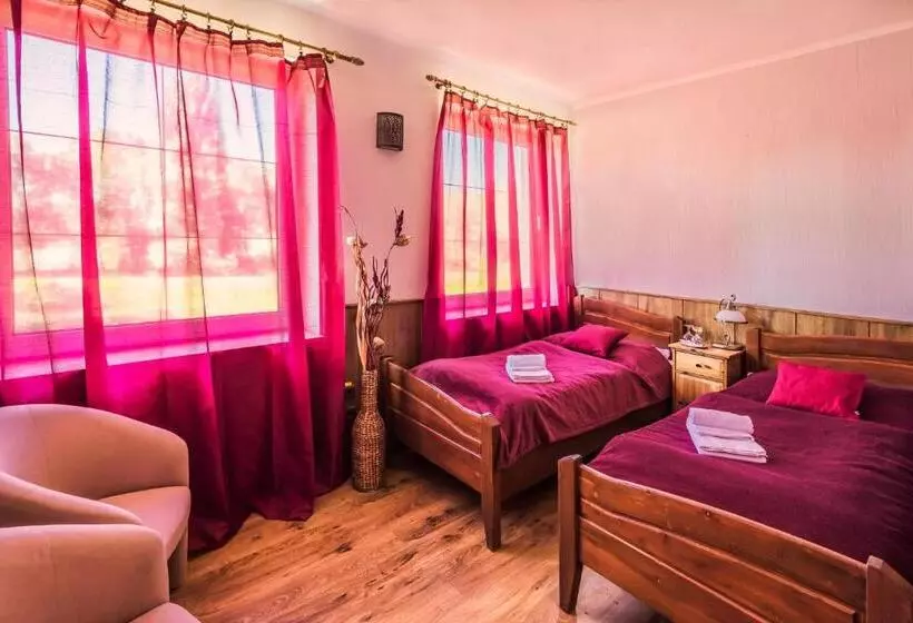 ペンション Penzion Benatky