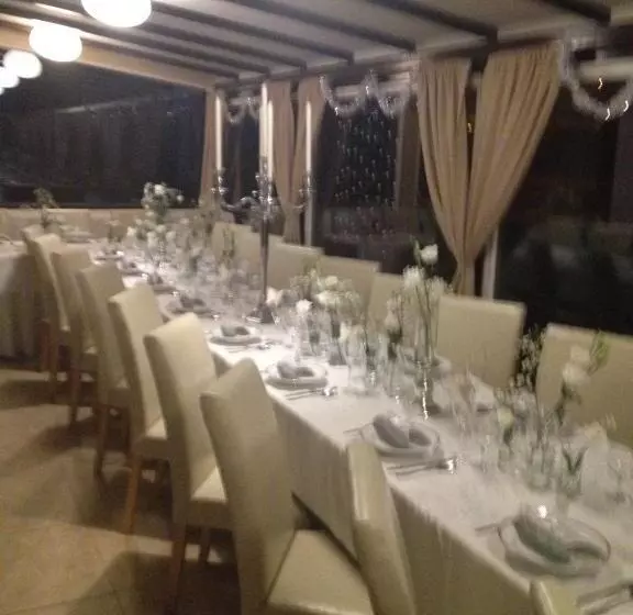 ペンション Penzion Benatky