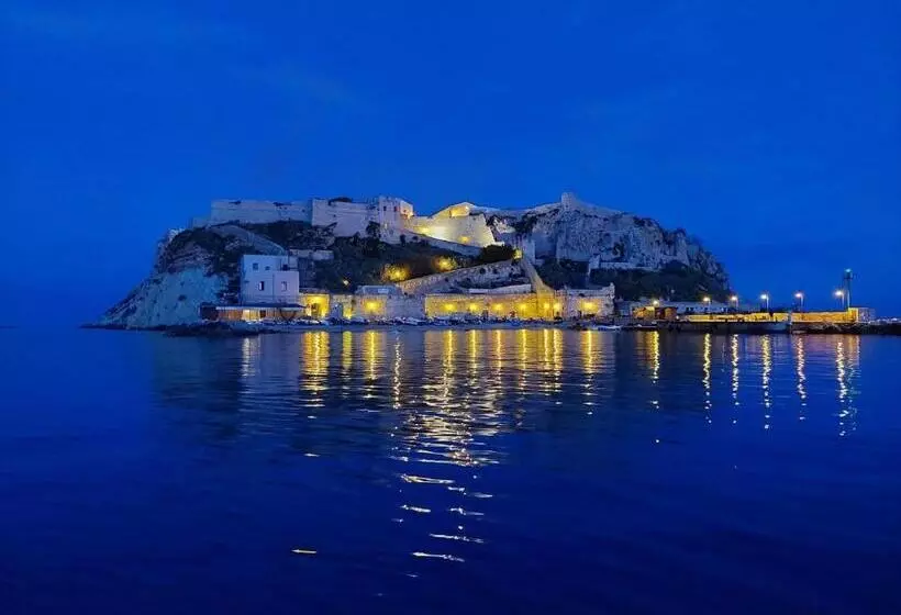 ペンション Relais Al Faro Bed&breakfast