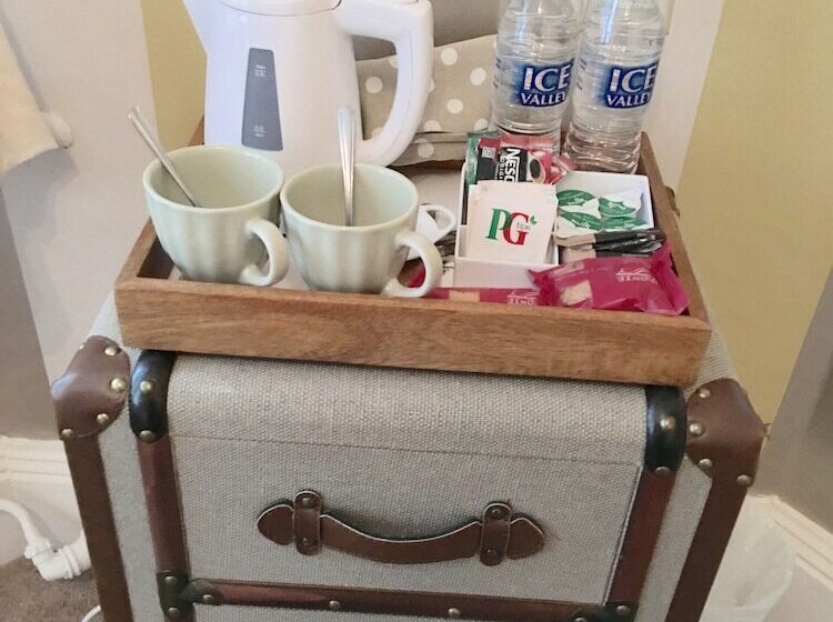 ペンション The Cherry Tree Guest House