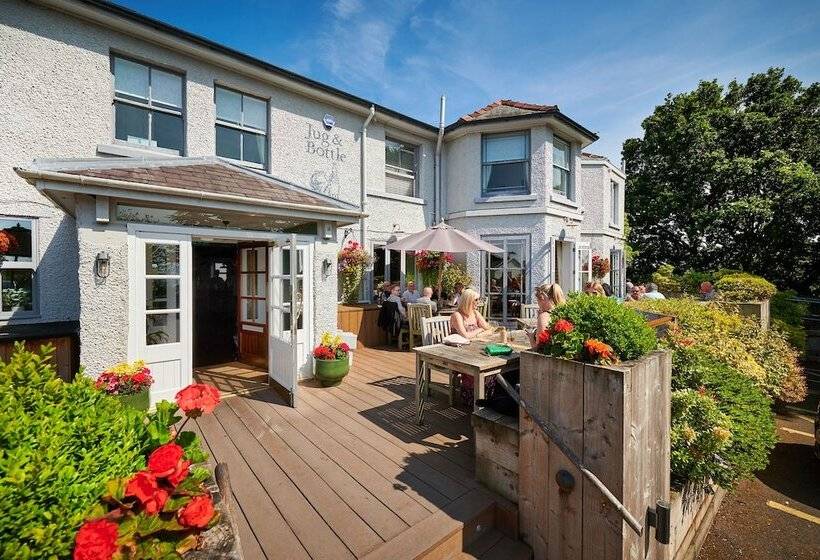 بنسيون The Jug And Bottle