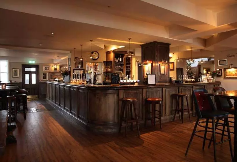 Majatalo The Jug And Bottle