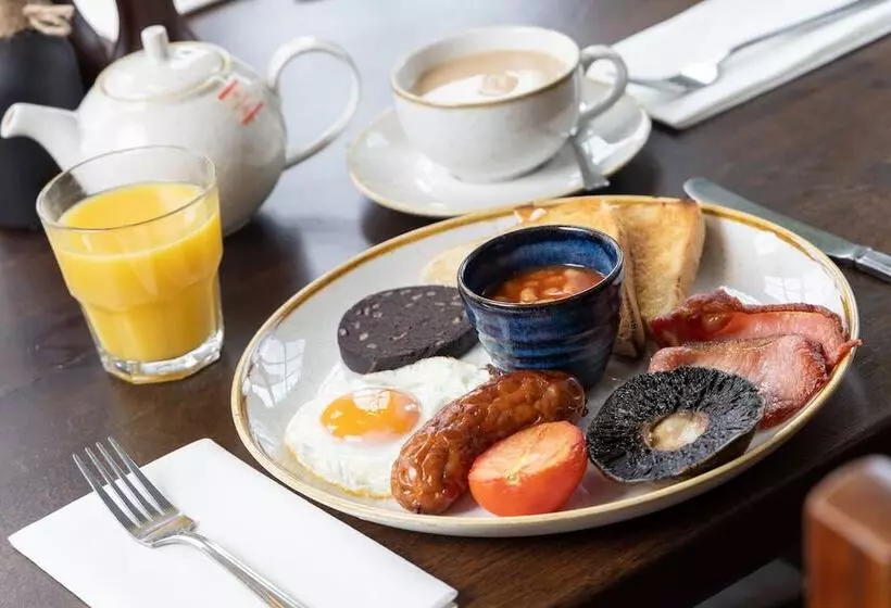 Majatalo The Jug And Bottle