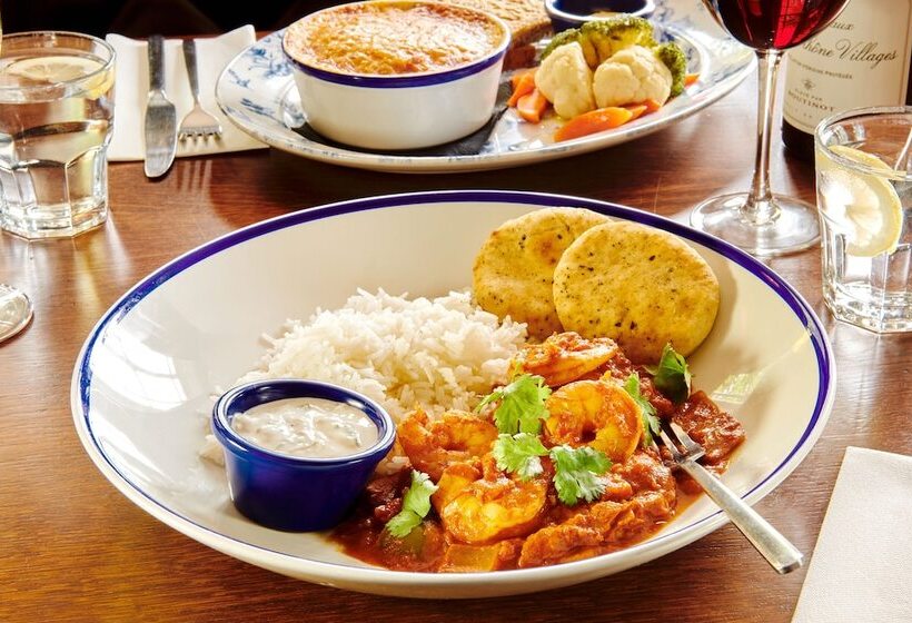 بنسيون The Jug And Bottle