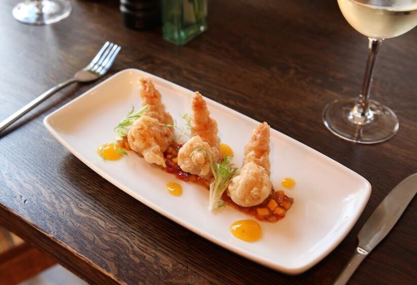 بنسيون The Jug And Bottle