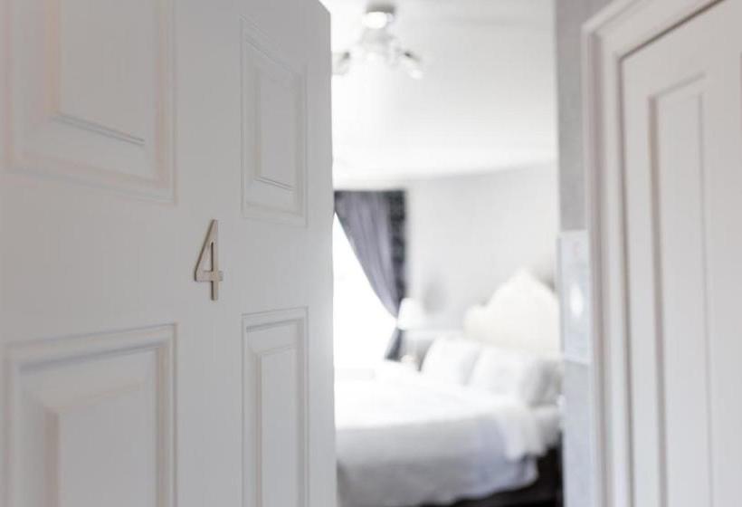 פנסיון The Roundhouse