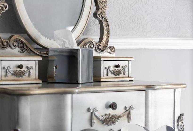 פנסיון The Roundhouse