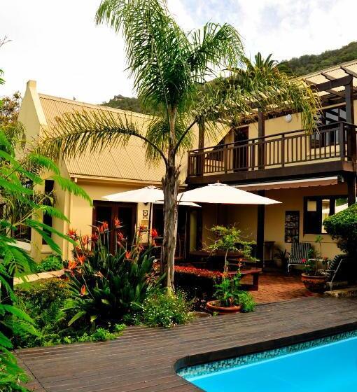 פנסיון Waterside Lodge