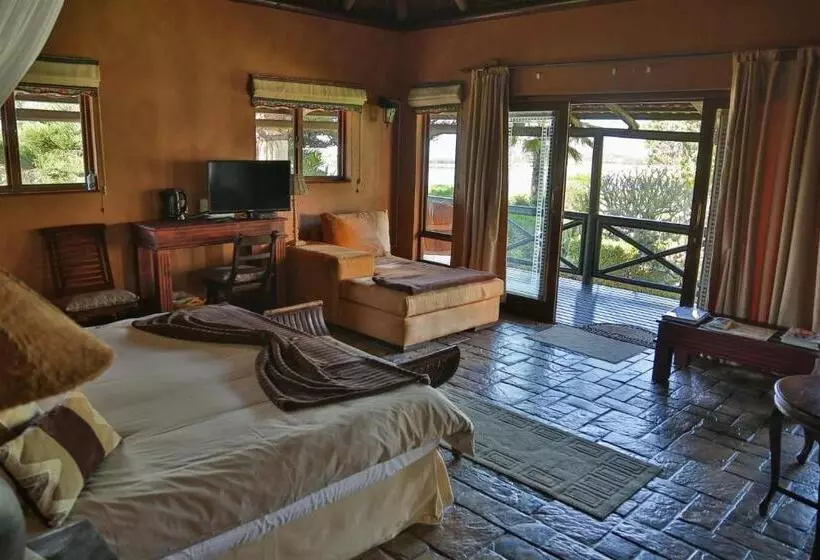 ペンション Waterside Lodge