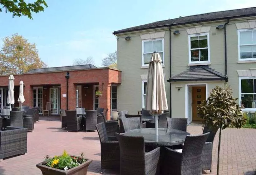 ユースホステル The Dewdrop Inn