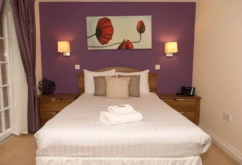 ユースホステル The Dewdrop Inn