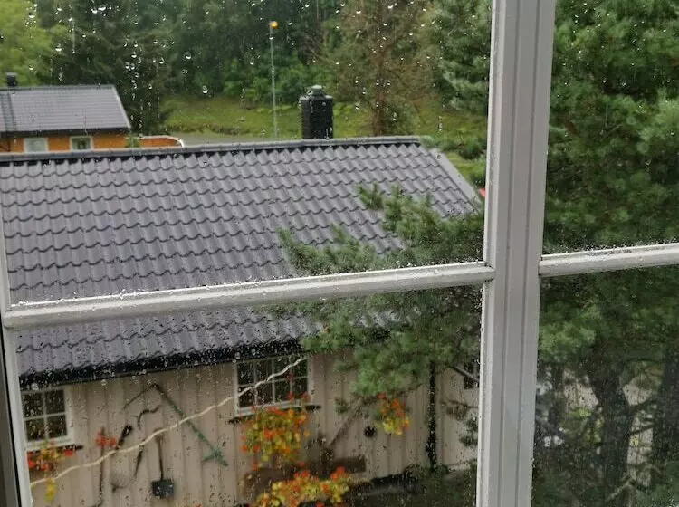 Retkeilymaja Vertshuset Fannarheimr   Bed &breakfast