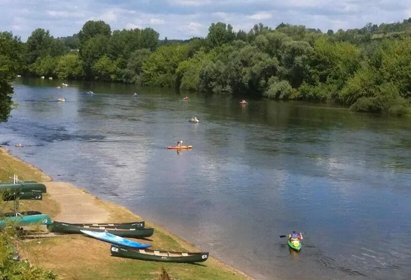 ペンション Brasseurs Du Pont   Microbrasserie Avec Chambres